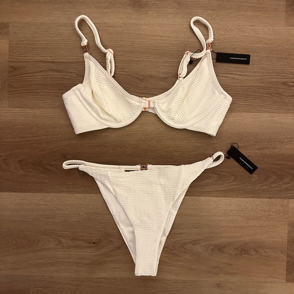 Lounge Brand New York Textured Bikini Set Cream